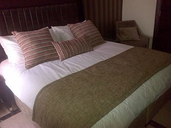 Quo Vadis Hotel Abuja Kültér fotó