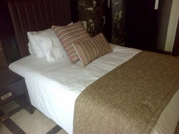 Quo Vadis Hotel Abuja Kültér fotó